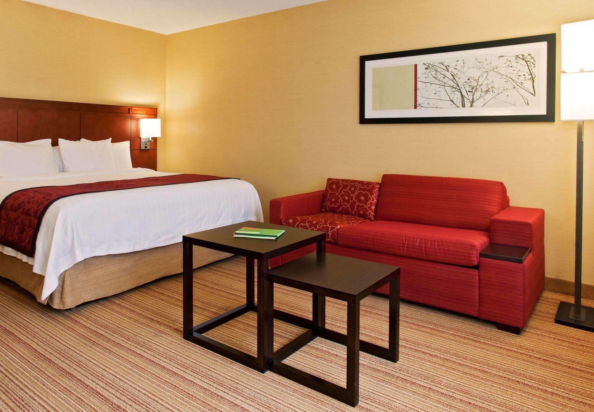 Courtyard Stewart Airport Hotel Newburgh